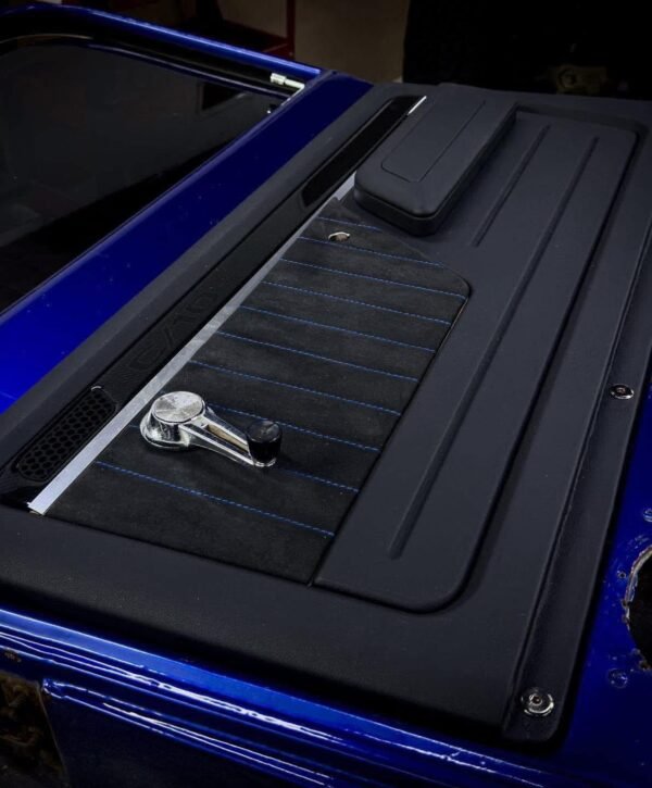 DOOR PANELS FOR A CHEVROLET C10 1968 - Image 2