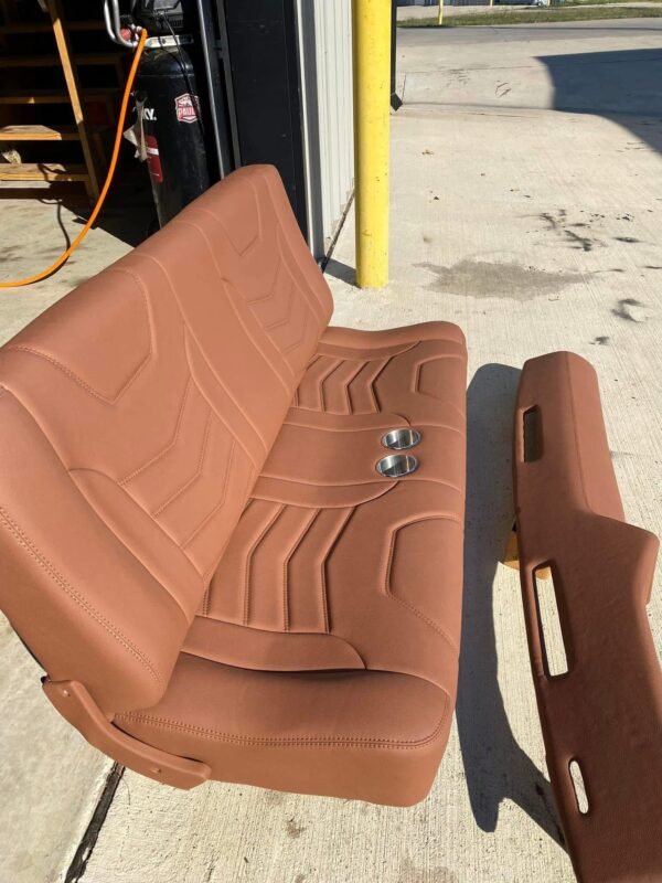 Bench seat, cup holders - Image 3